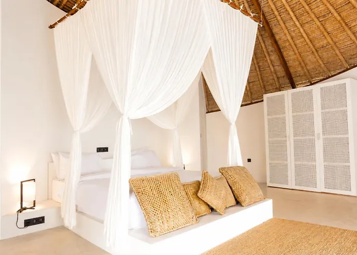 Unique Round With Ocean View With Private Pool By Arthousebali, Villa Uluwatu