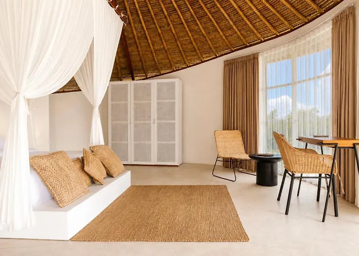 Unique Round With Ocean View With Private Pool By Arthousebali, Villa Uluwatu (Bali)